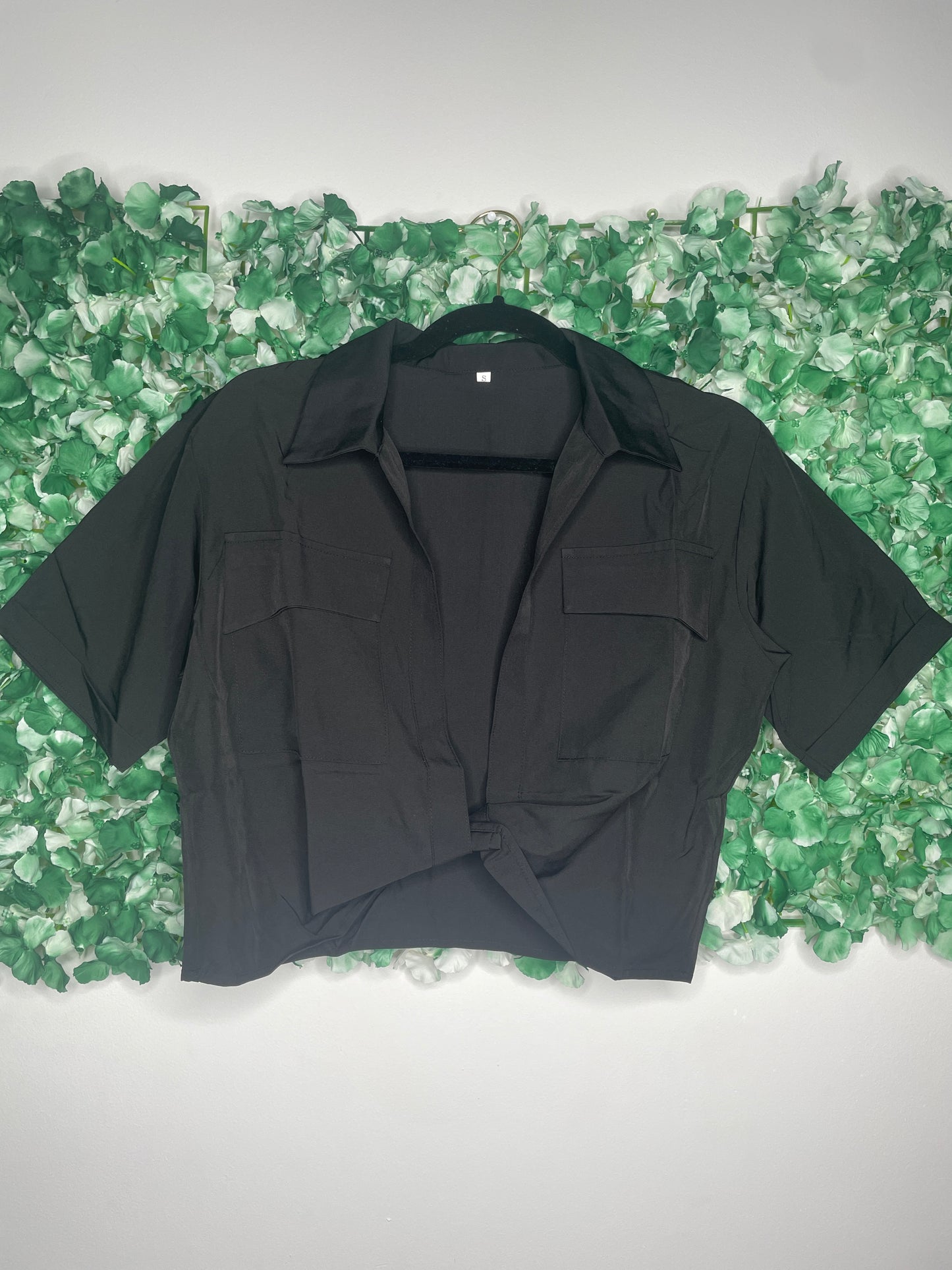 Simple Never Basic Crop (Black)